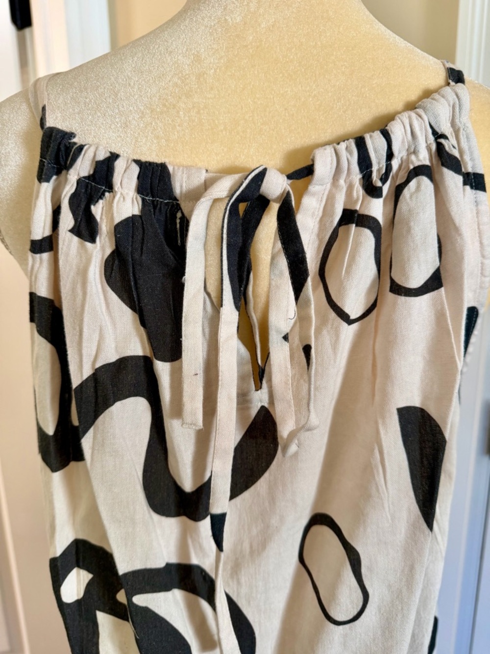 Cost Plus World Market Black & White Print Sleeveless Bohemian Maxi Dress L/XL - Picture 4 of 9